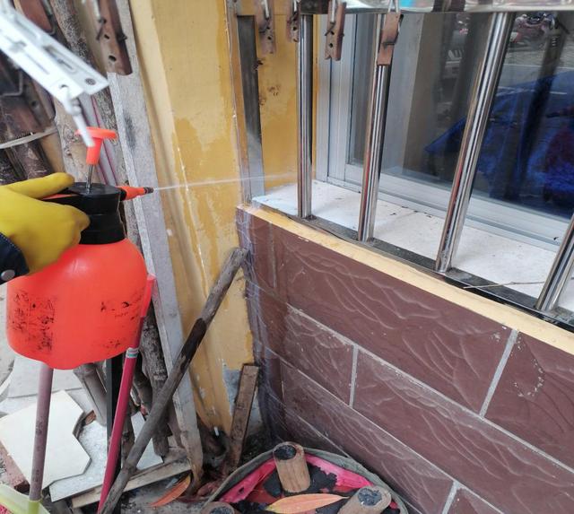 朝氣蓬勃的上進(jìn)小陳:1:人力資源管理師 補(bǔ)貼1500 2:健康管理師 補(bǔ)貼2000 3:電子商務(wù)師 補(bǔ)貼2000 4:客戶服務(wù)管理員 貼2000 等100多個職業(yè) 要求:累計交夠失業(yè)保險36個月 歡迎各企業(yè)組織報考